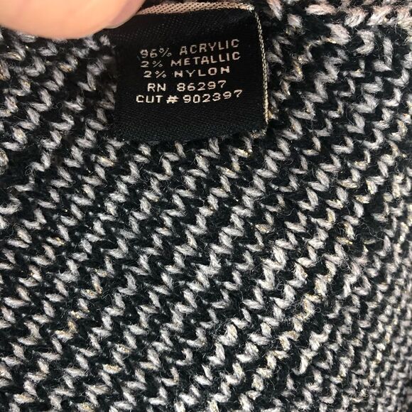 NWT BCBG MaxAria Hooded Poncho Size S/M - Picture 11 of 11